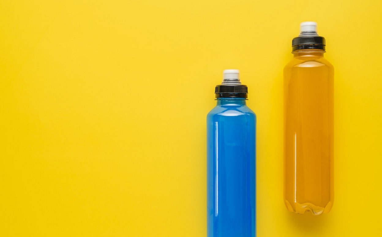 ​​¿Cuál es la diferencia entre una bebida energizante y una bebida deportiva hidratante​ 